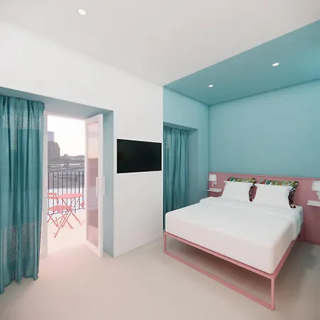 Hostel Boavista 83 *