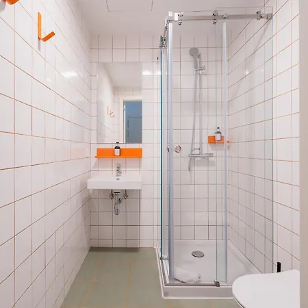 Хостел Boavista 83 *