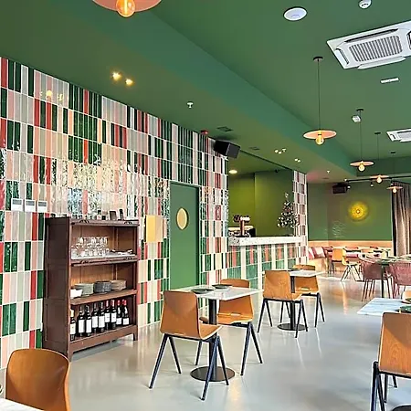 بيت شباب Boavista 83